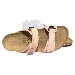 Birki’s Madura Powder Pink Patent Leather Sandals - size 38